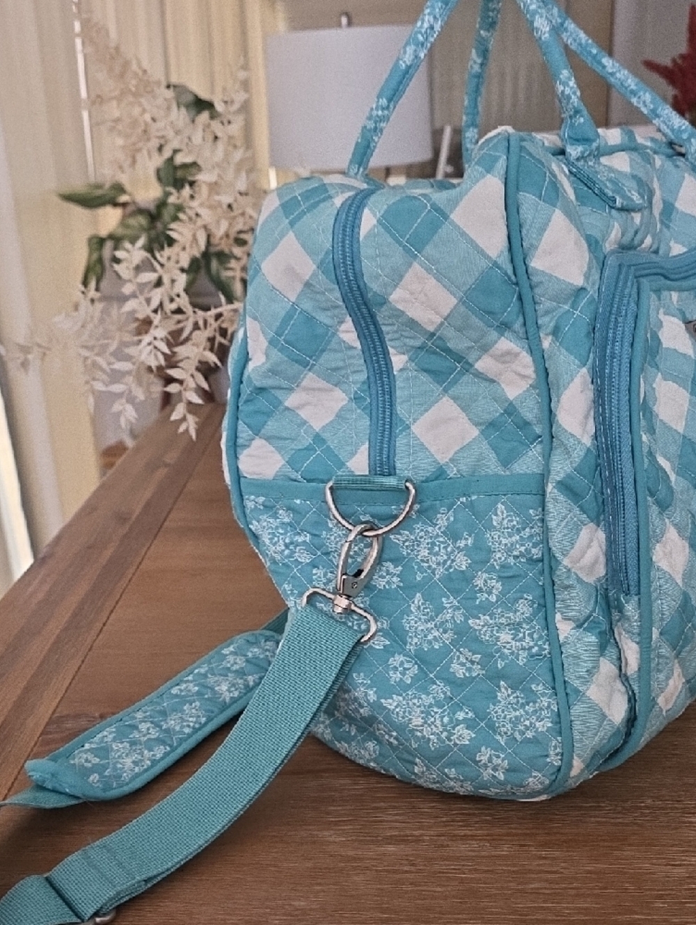 The Pioneer Woman Turquoise and White Quilted Travel Tote - Picture 3 of 6